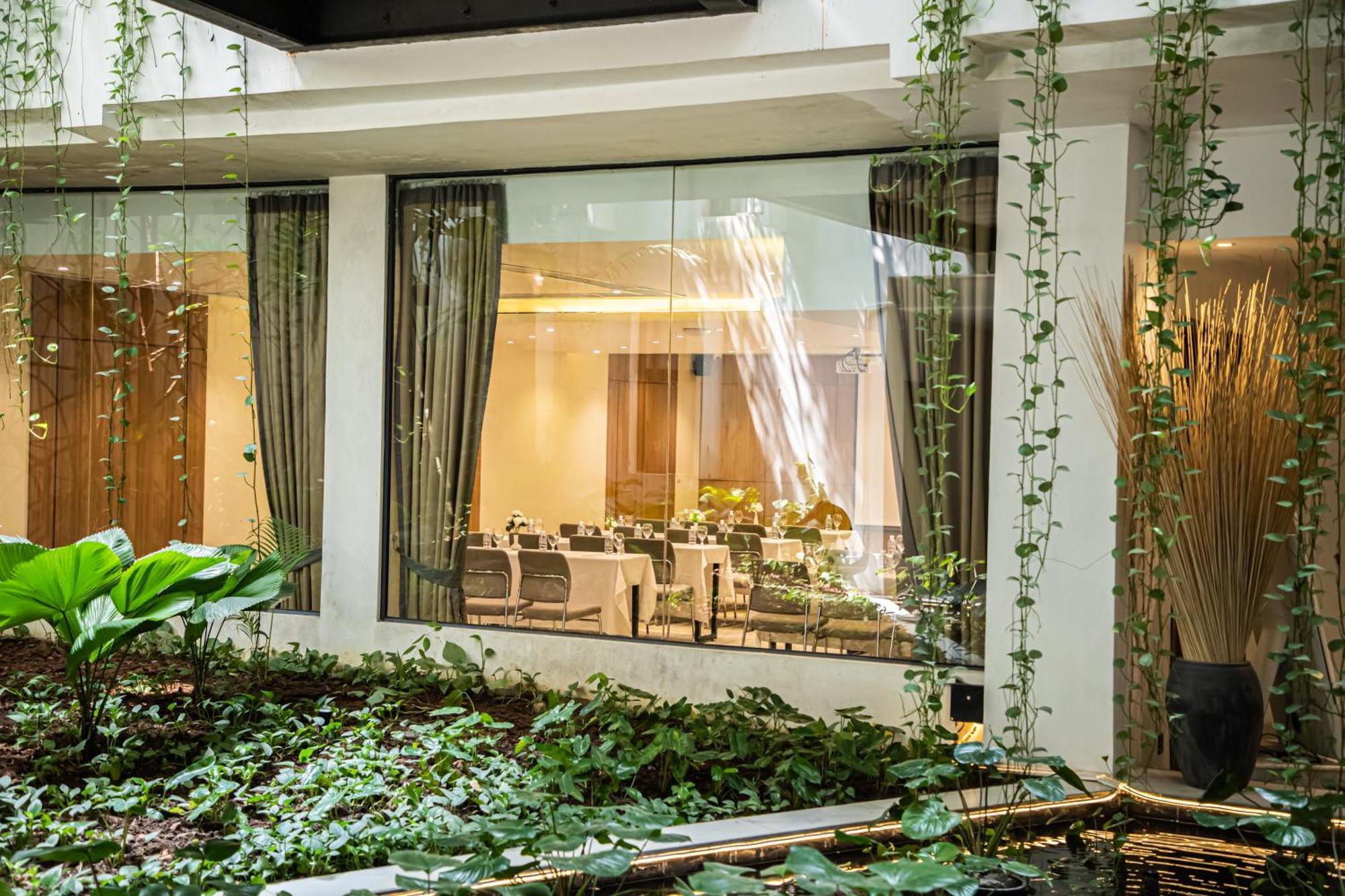 Baitong Hotel&Resort Phnom Penh Exterior foto